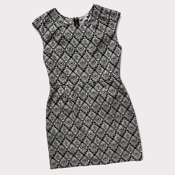 Bar III Dresses & Skirts - Women's Sleeveless Bar III Black & White Sheath Pencil Dress Size M